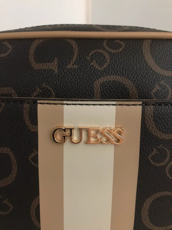 Leesburg Mini - Guess