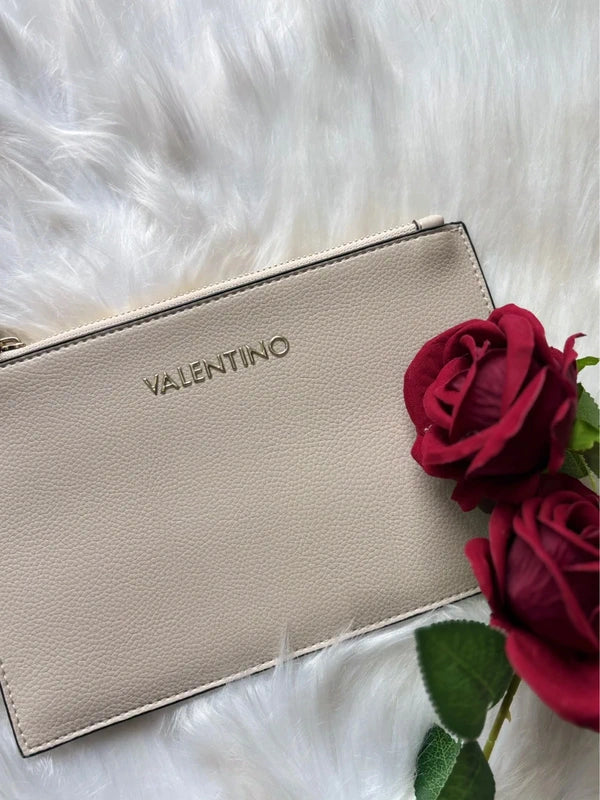 Arepa Pochette - Valentino